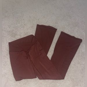 Aerie Rust Crossover Yoga Pants